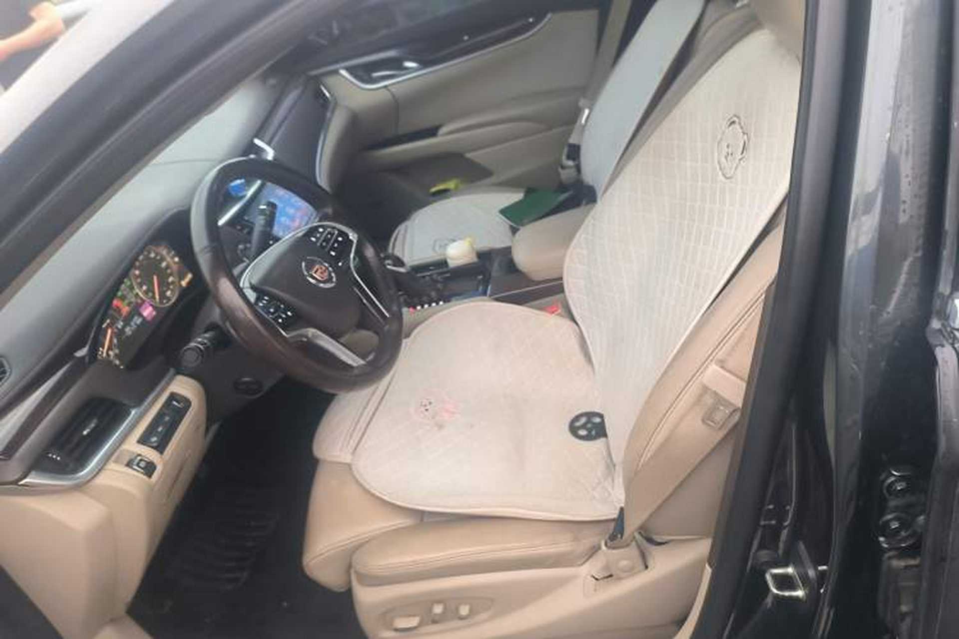 Used Cadillac XTS 2013 36S Platinum Edition Left Front Seat