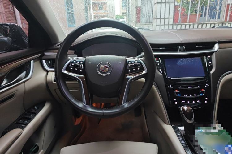 Used Cadillac XTS 2013 36S Platinum Edition Steering Wheel
