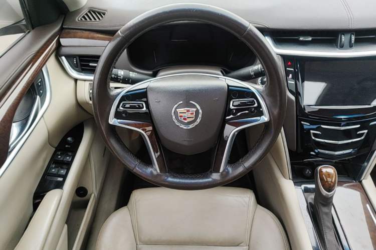 Used Cadillac XTS 2013 28T Elite Edition Steering Wheel