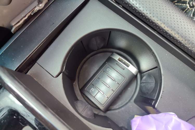 Used Cadillac XTS 2013 28T Leading Model Vehicle Key