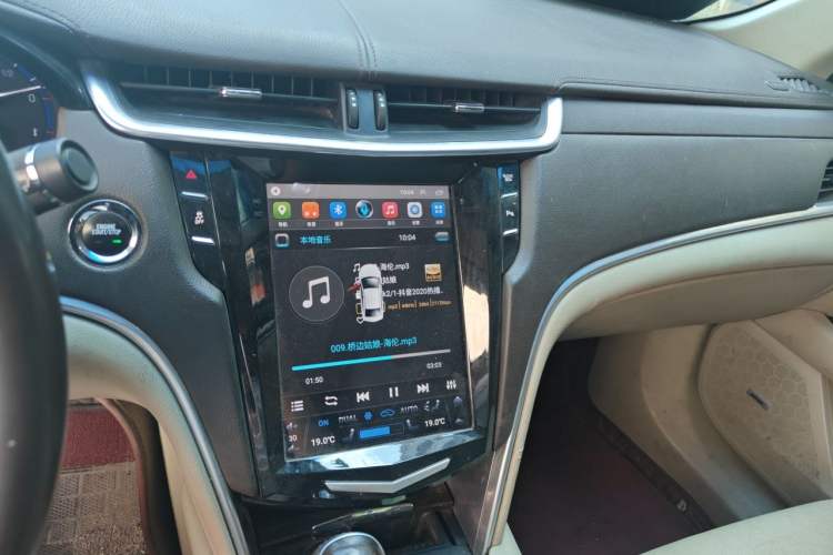 Used Cadillac XTS 2013 28T Comfort Model Audio And AC Panel
