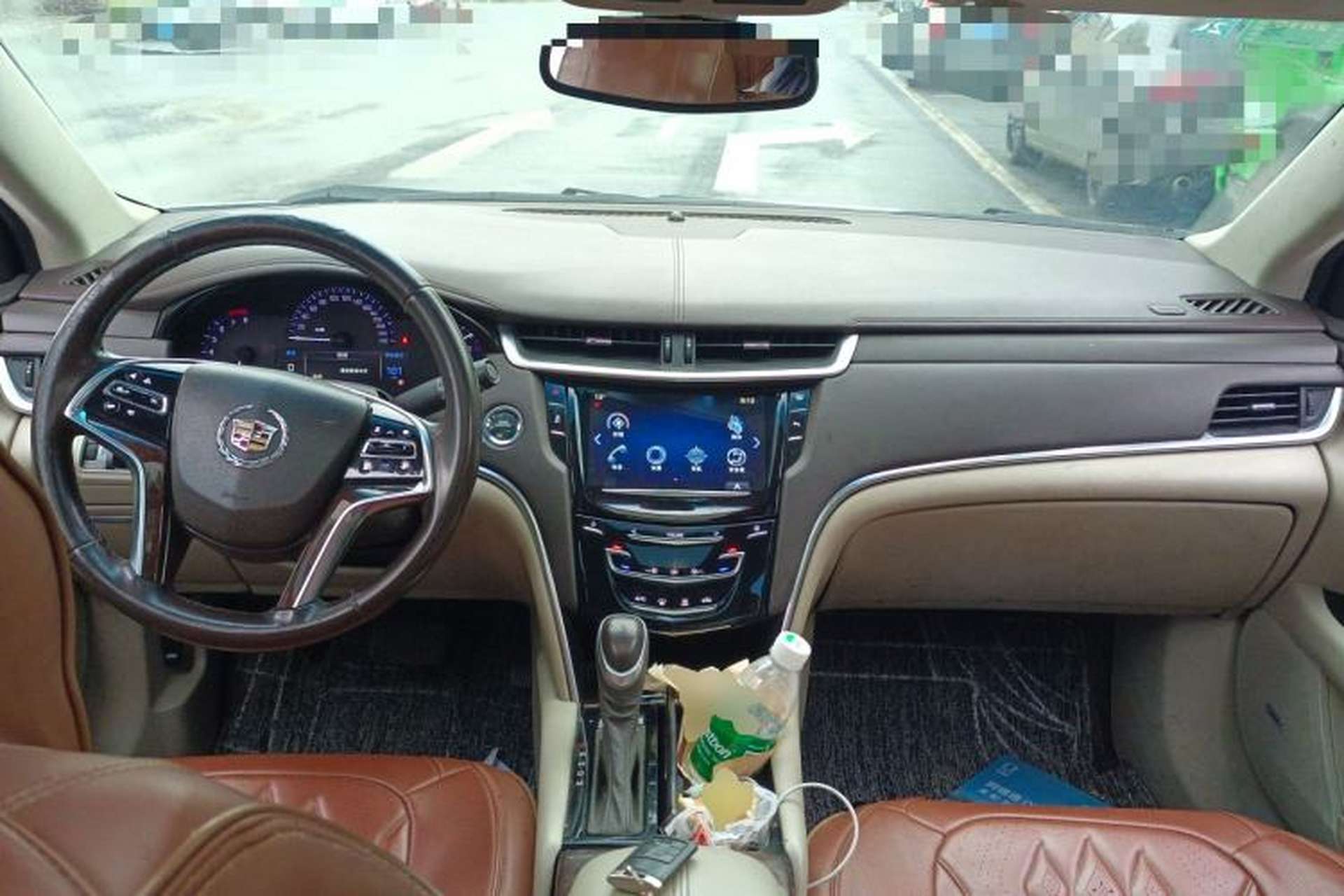 Used Cadillac XTS 2013 28T Luxury Model Center Console