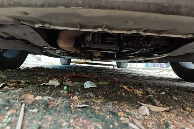 Used Cadillac XTS 2013 28T Luxury Model Chassis Front