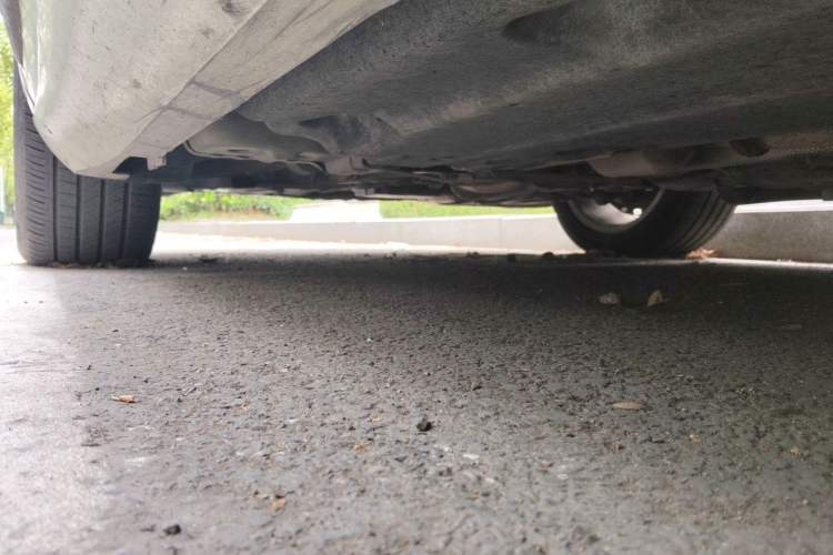 Used Cadillac XTS 2013 28T Comfort Model Chassis Front