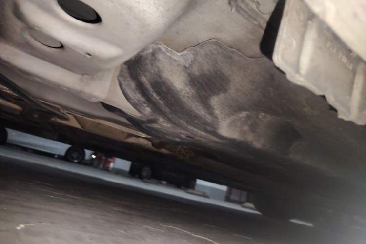 Used Cadillac XTS 2013 28T Comfort Model Chassis Front Left