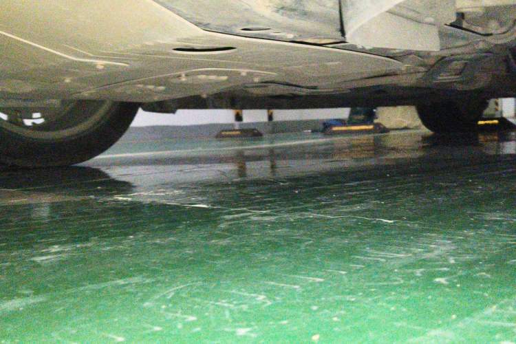 Used Cadillac XTS 2013 28T Comfort Model Chassis Front Left