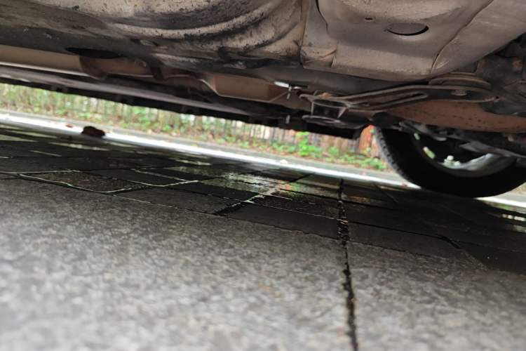 Used Cadillac XTS 2013 28T Luxury Model Chassis Front Right