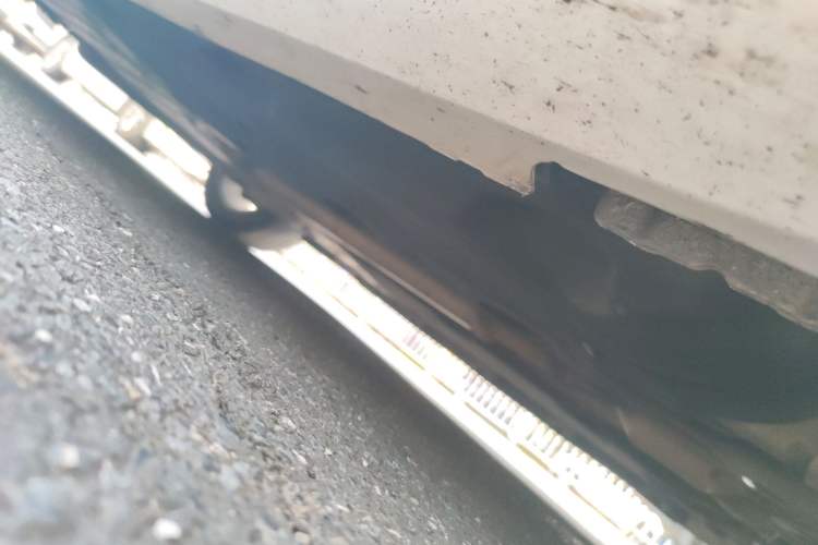 Used Cadillac XTS 2013 28T Comfort Model Chassis Front Right