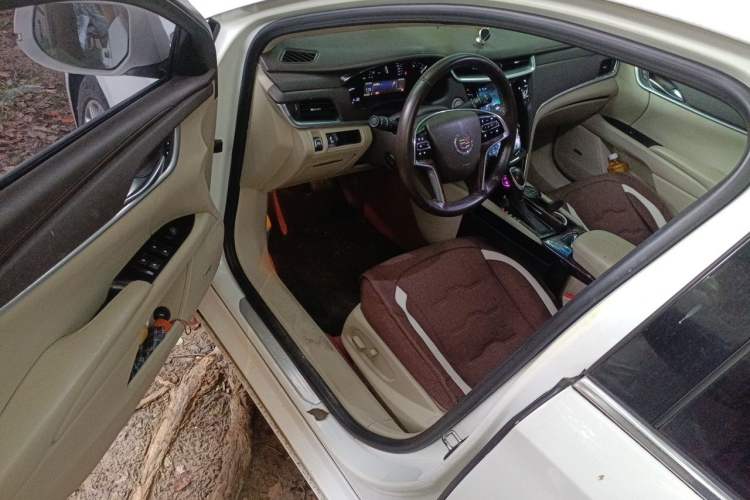 Used Cadillac XTS 2013 28T Comfort Model Driver Seat