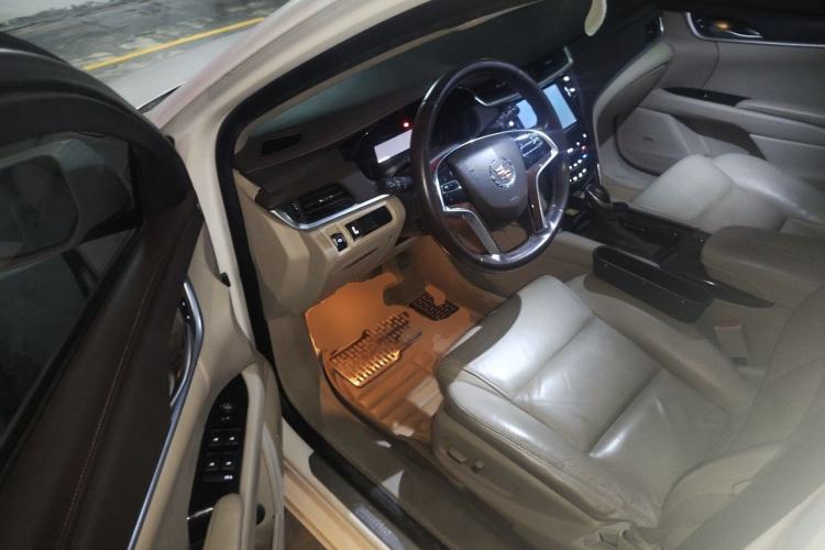 Used Cadillac XTS 2013 28T Comfort Model Driver Seat