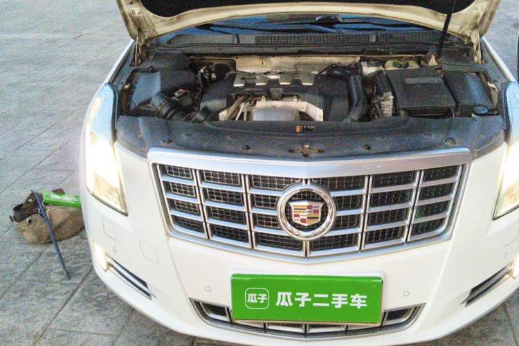 Used Cadillac XTS 2013 28T Luxury Model Engine Bay Right