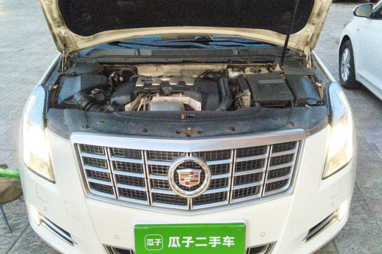 Used Cadillac XTS 2013 28T Luxury Model Engine Bay