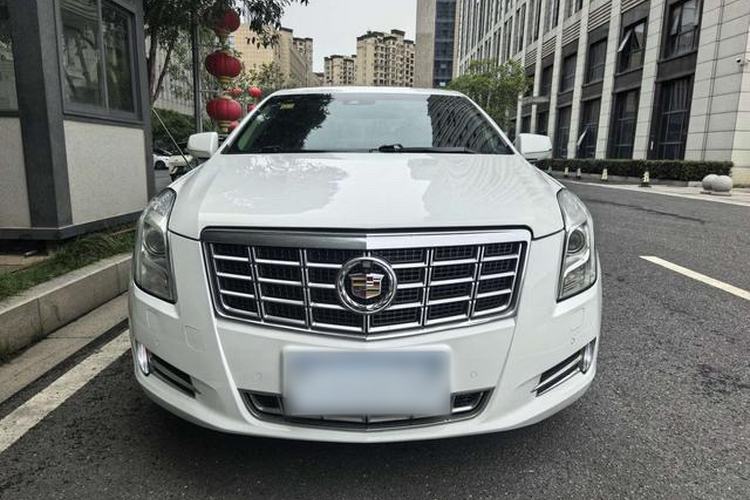Used Cadillac XTS 2013 28T Leading Model Exterior 1