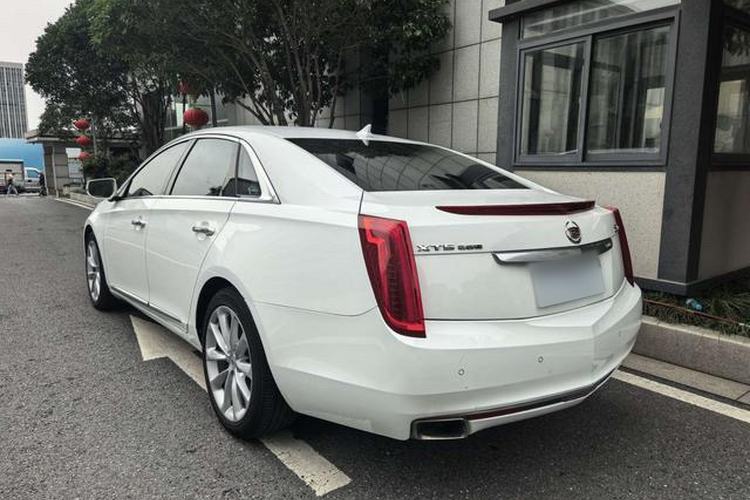 Used Cadillac XTS 2013 28T Leading Model Exterior 3