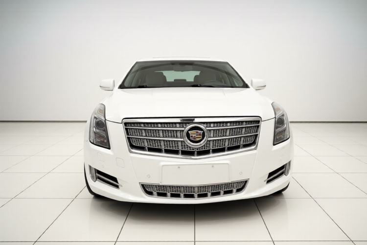 Used Cadillac XTS 2013 36S Platinum Edition Front