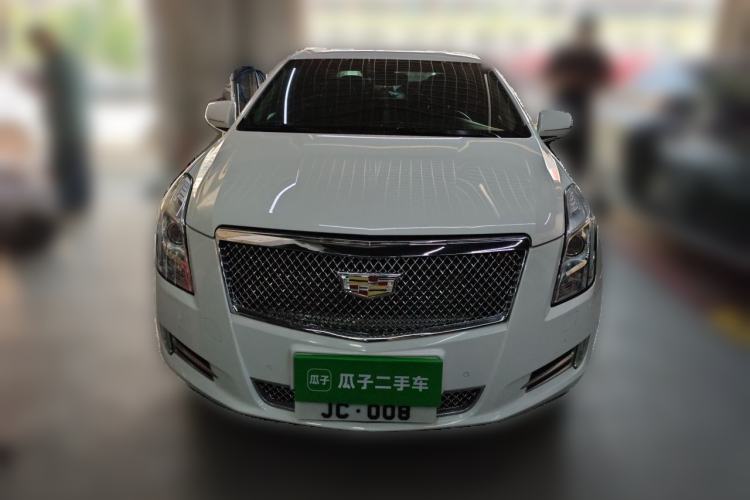 Used Cadillac XTS 2013 28T Luxury Model Front