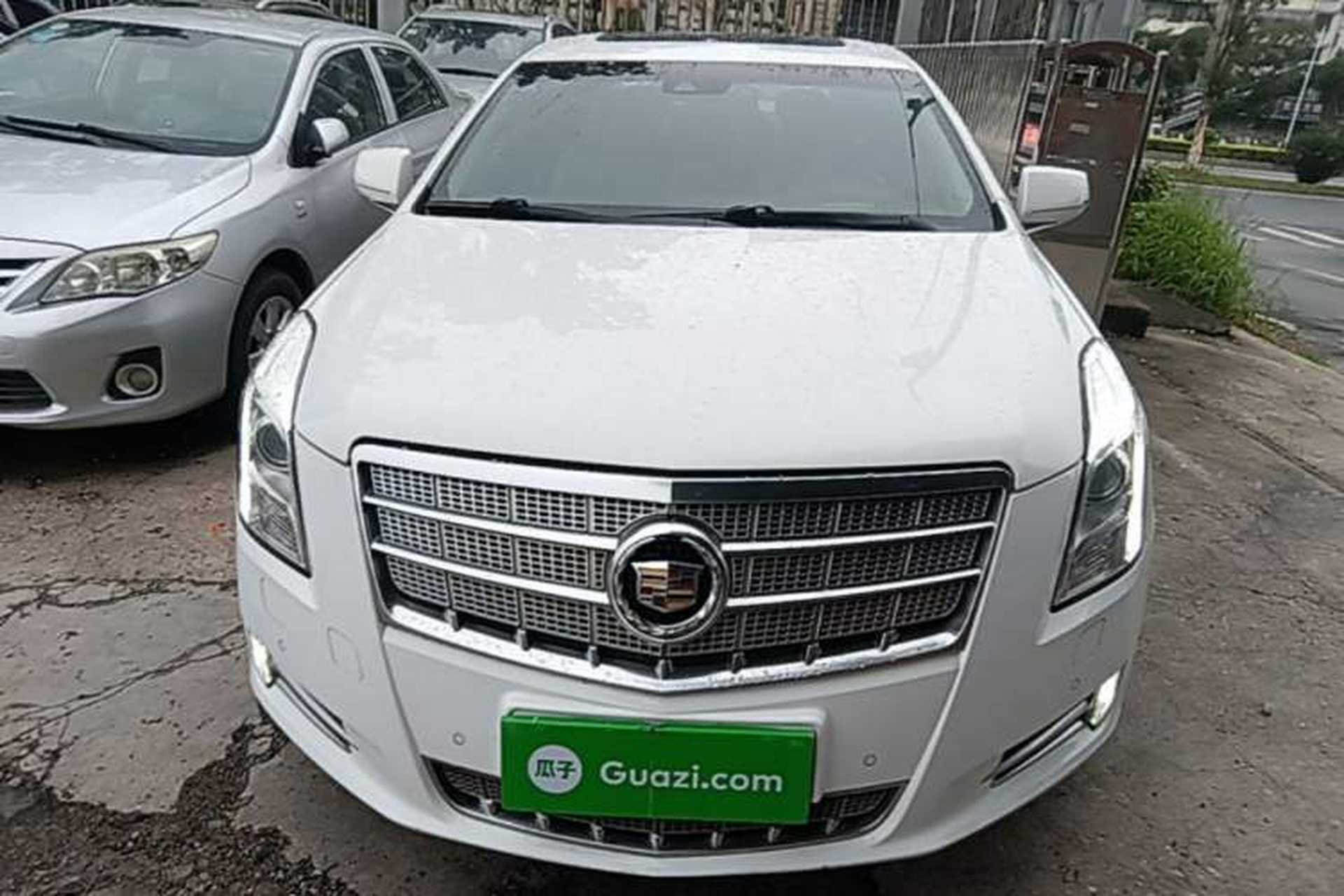 Used Cadillac XTS 2013 36S Platinum Edition Front