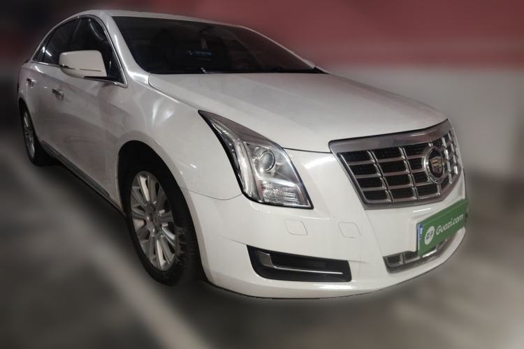 Used Cadillac XTS 2013 28T Comfort Model Front Right 45 Deg