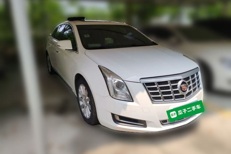 Used Cadillac XTS 2013 28T Comfort Model Front Right 45 Deg