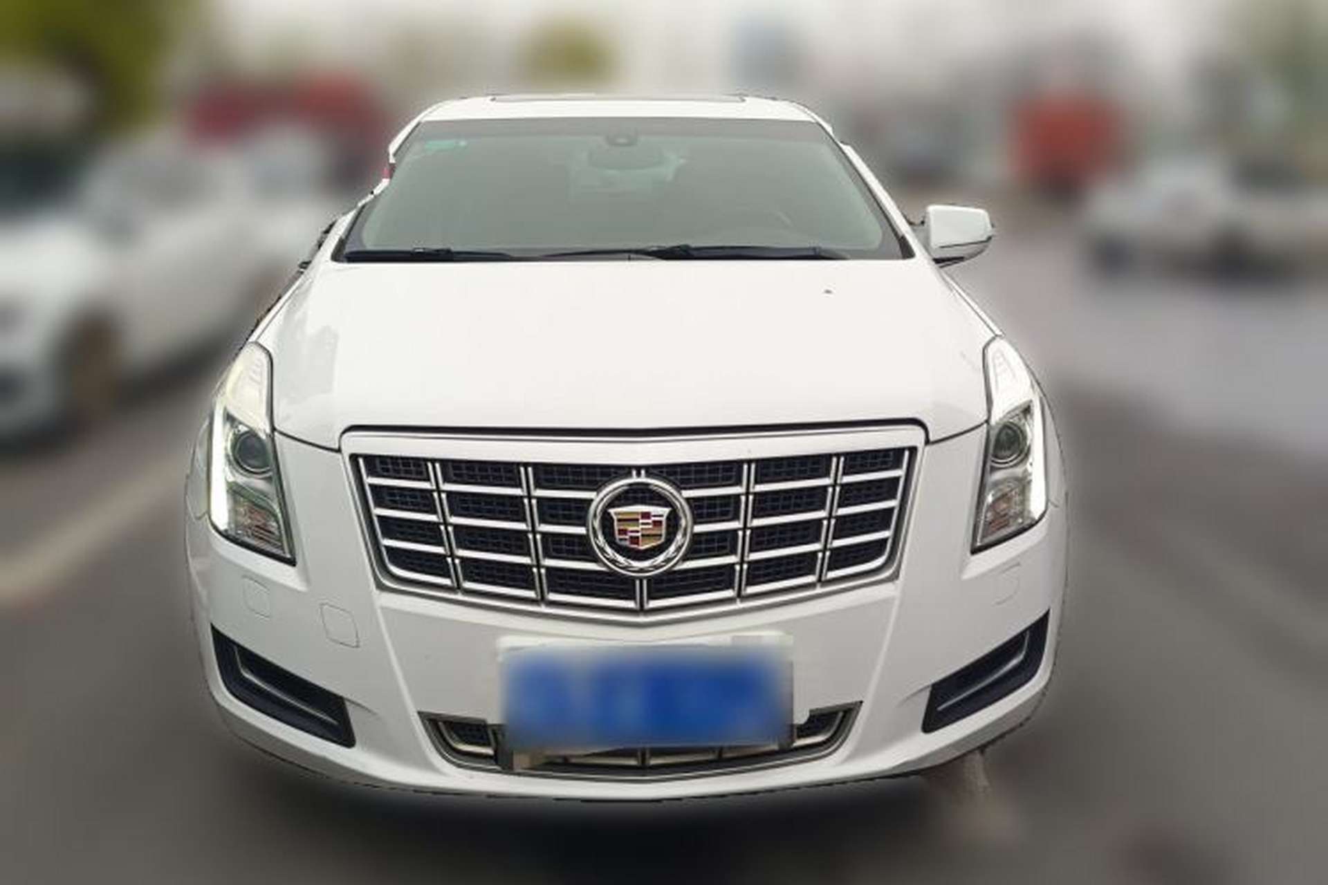 Used Cadillac XTS 2013 28T Luxury Model Front