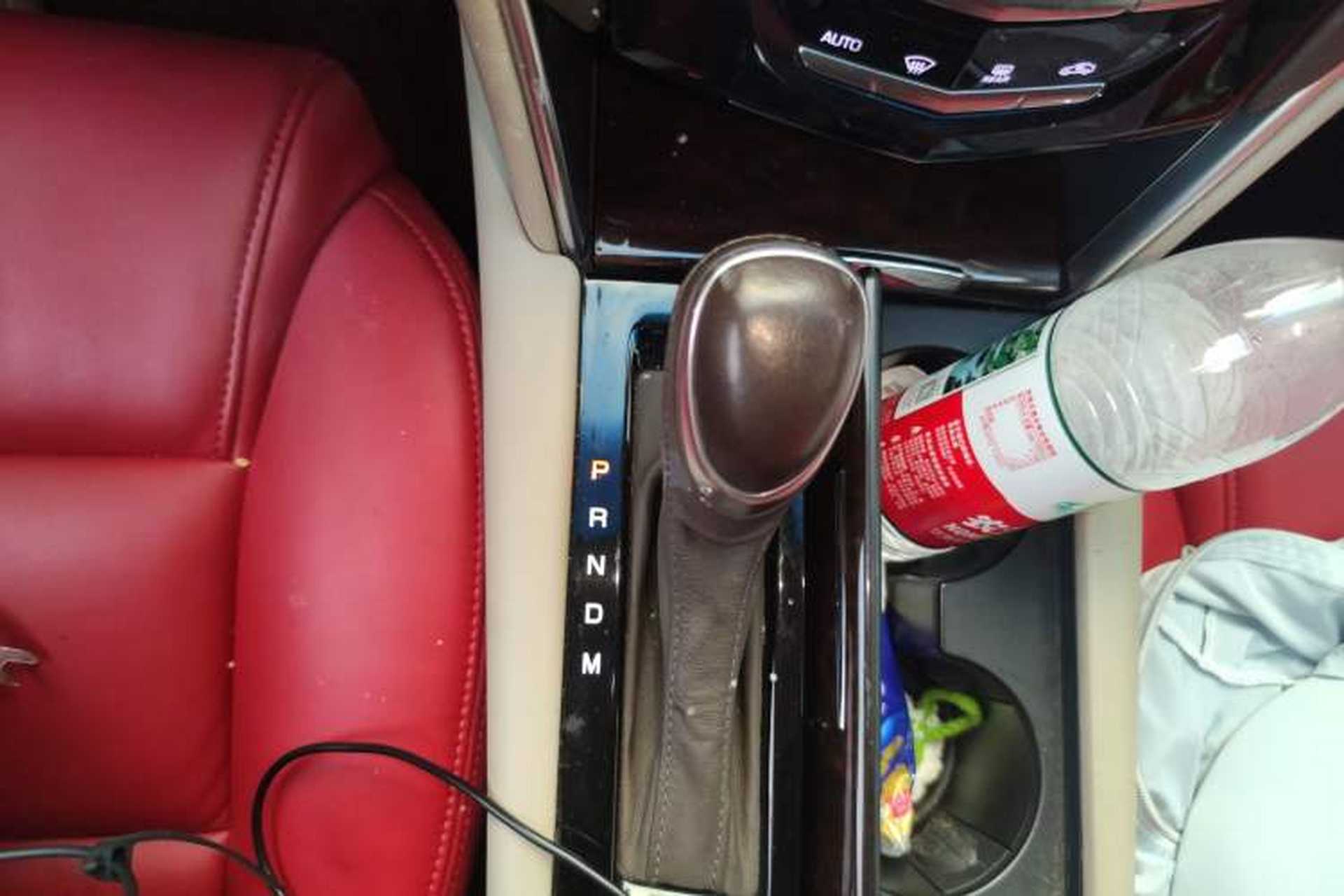 Used Cadillac XTS 2013 28T Comfort Model Gear Lever