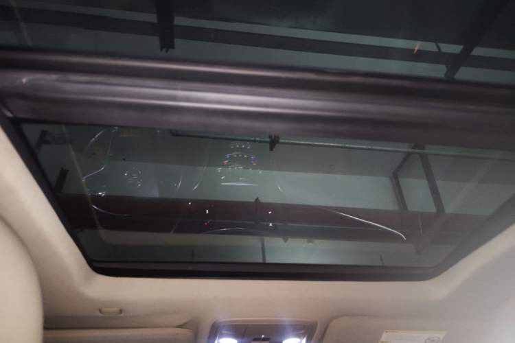 Used Cadillac XTS 2013 28T Comfort Model Headliner