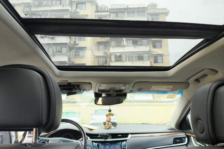Used Cadillac XTS 2013 28T Luxury Model Headliner