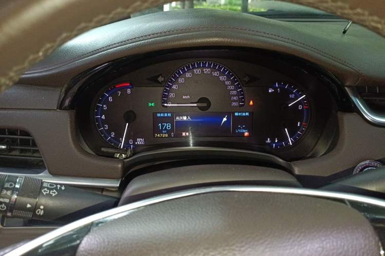 Used Cadillac XTS 2013 28T Comfort Model Instrument Cluster