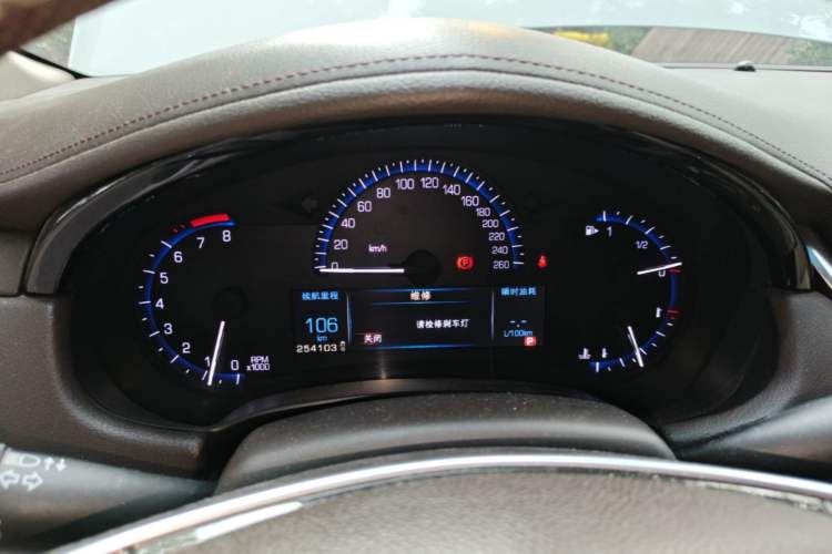 Used Cadillac XTS 2013 28T Comfort Model Instrument Cluster