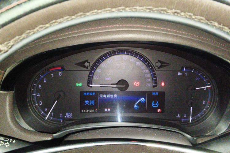 Used Cadillac XTS 2013 28T Comfort Model Instrument Cluster