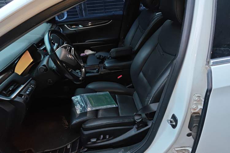 Used Cadillac XTS 2013 28T Leading Model Left Front Seat
