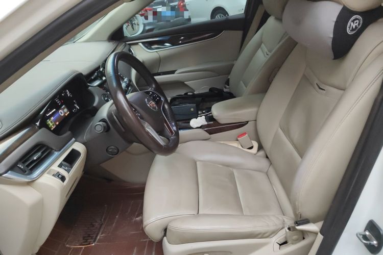 Used Cadillac XTS 2013 28T Luxury Model Left Front Seat