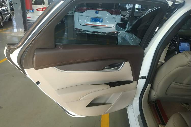 Used Cadillac XTS 2013 28T Comfort Model Left Rear Door Interior
