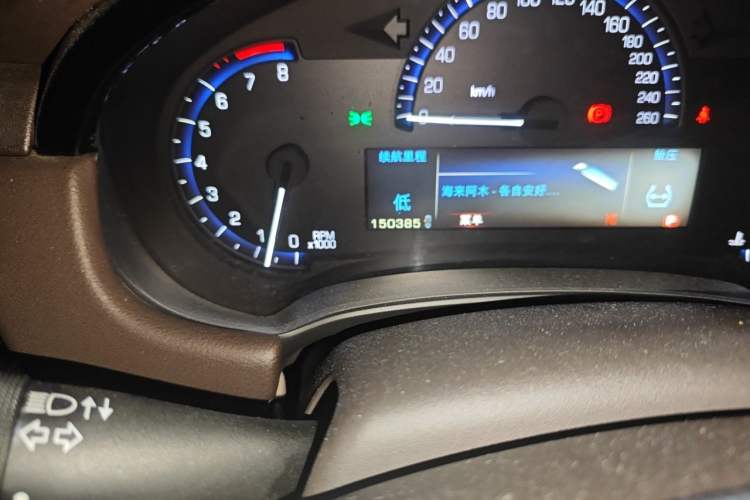 Used Cadillac XTS 2013 28T Elegant Model Odometer Close Up