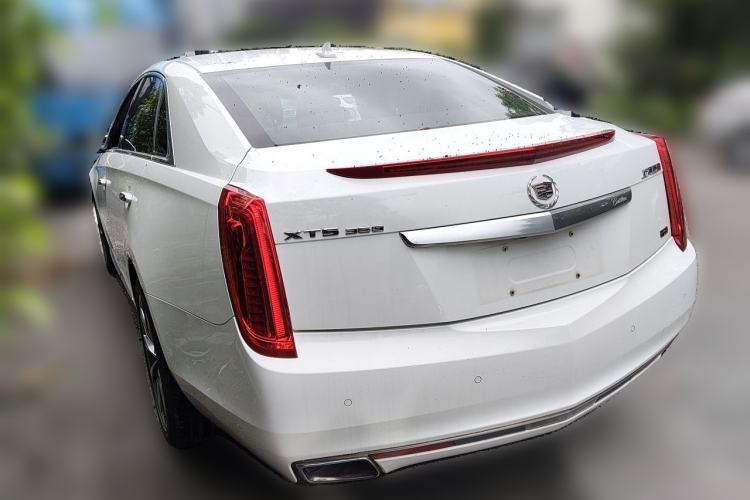 Used Cadillac XTS 2013 36S Platinum Edition Rear Left 45 Deg