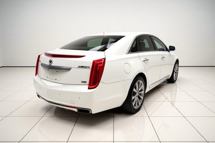 Used Cadillac XTS 2013 36S Platinum Edition Rear Right 45 Deg