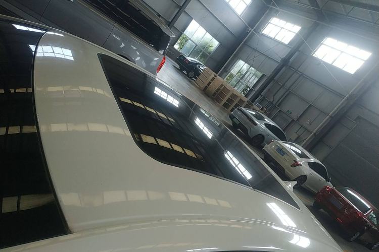Used Cadillac XTS 2013 28T Comfort Model Roof