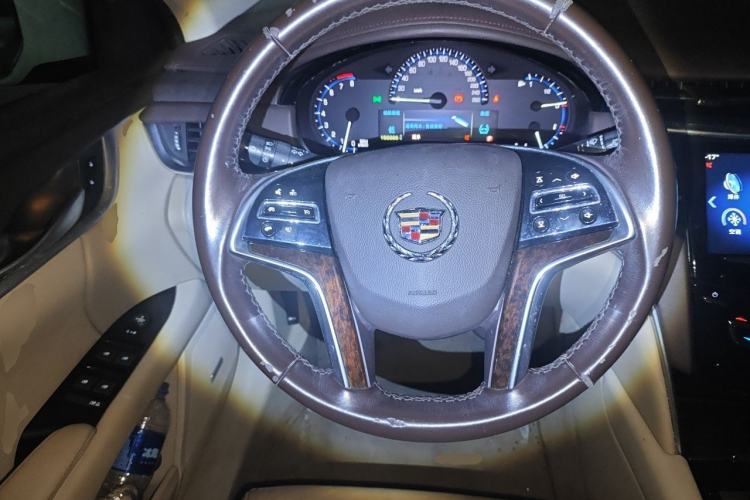 Used Cadillac XTS 2013 28T Elegant Model Steering Wheel