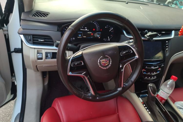 Used Cadillac XTS 2013 28T Comfort Model Steering Wheel