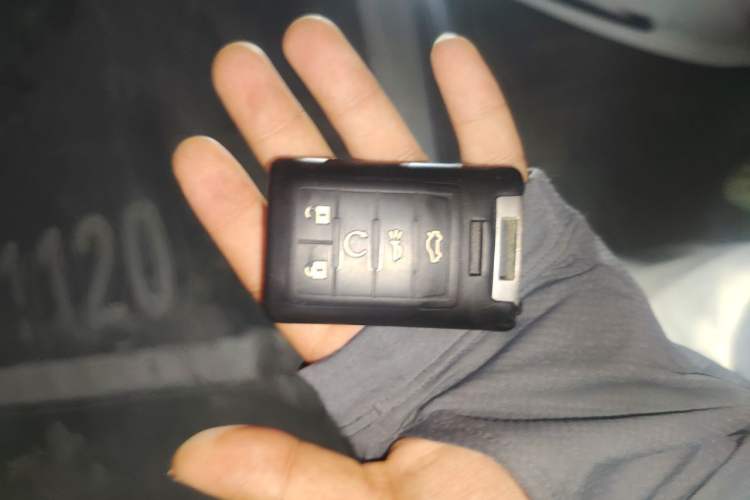 Used Cadillac XTS 2013 28T Comfort Model Vehicle Key