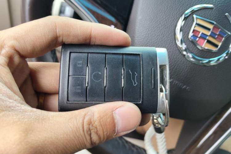 Used Cadillac XTS 2013 28T Comfort Model Vehicle Key