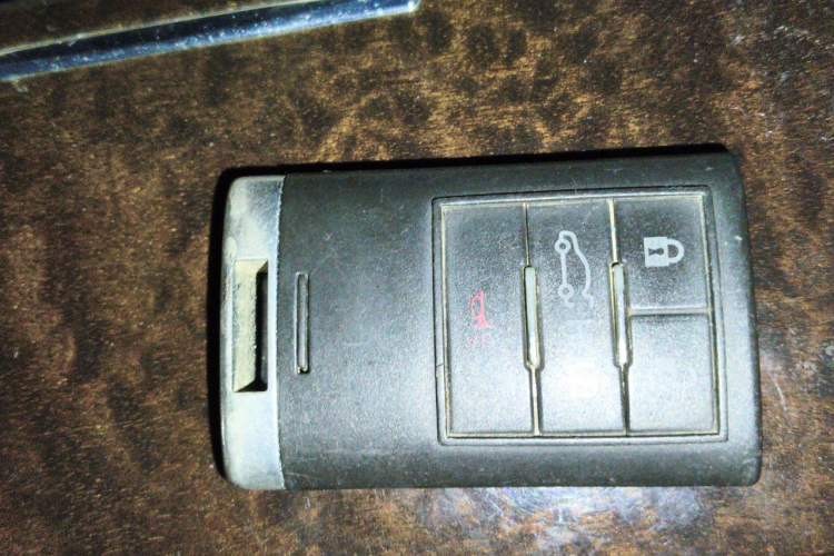 Used Cadillac XTS 2013 28T Comfort Model Vehicle Key