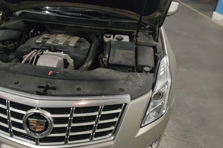 Used Cadillac XTS 2013 28T Luxury Model Engine Bay Left