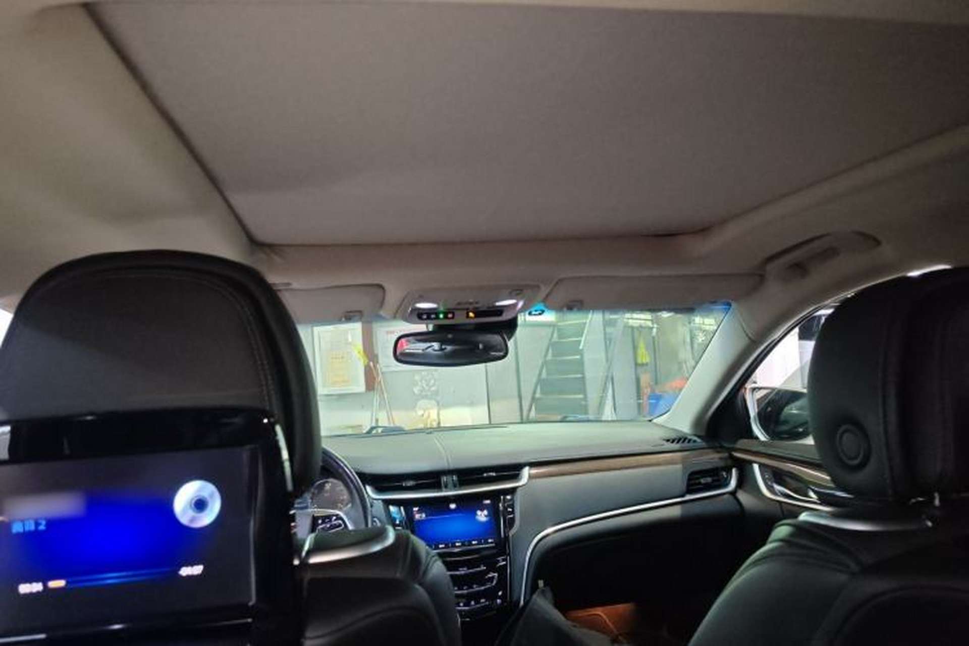 Used Cadillac XTS 2013 28T Leading Model Headliner