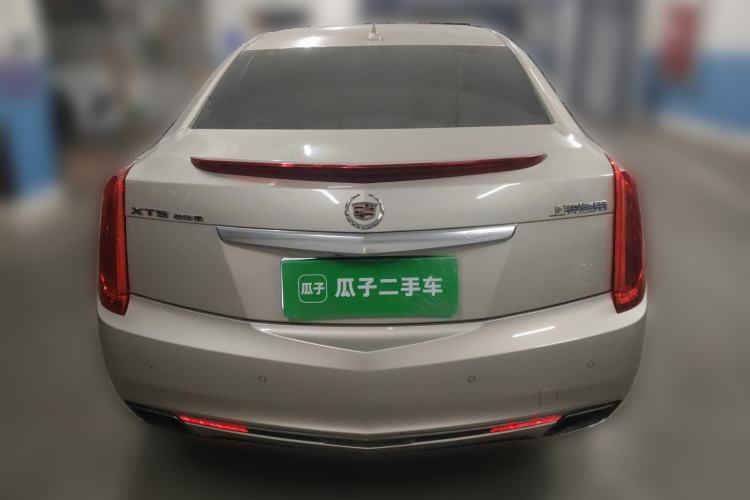 Used Cadillac XTS 2013 28T Luxury Model Rear