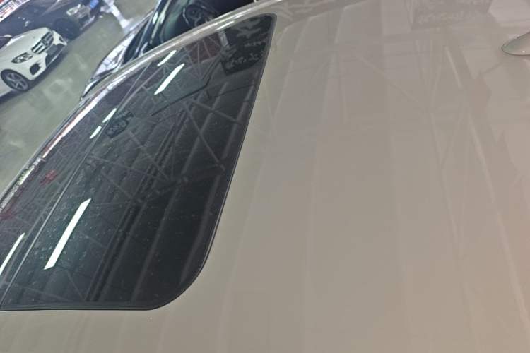 Used Cadillac XTS 2013 28T Luxury Model Roof