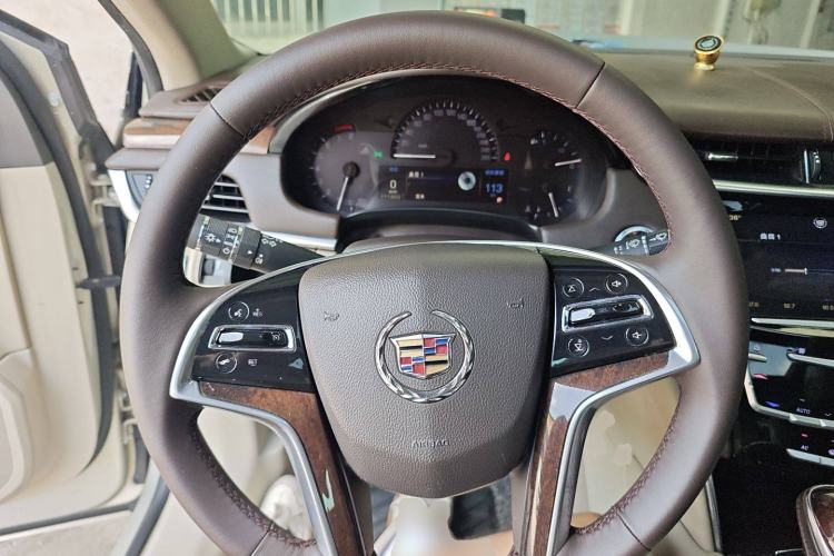 Used Cadillac XTS 2013 28T Elite Edition Steering Wheel