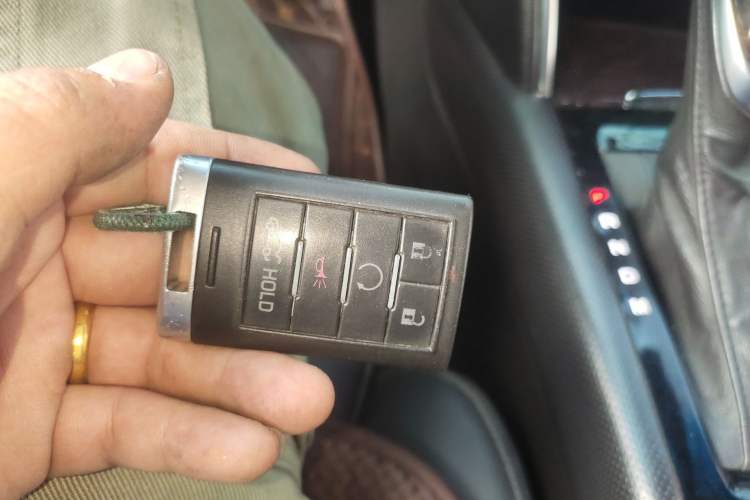 Used Cadillac XTS 2013 28T Luxury Model Vehicle Key