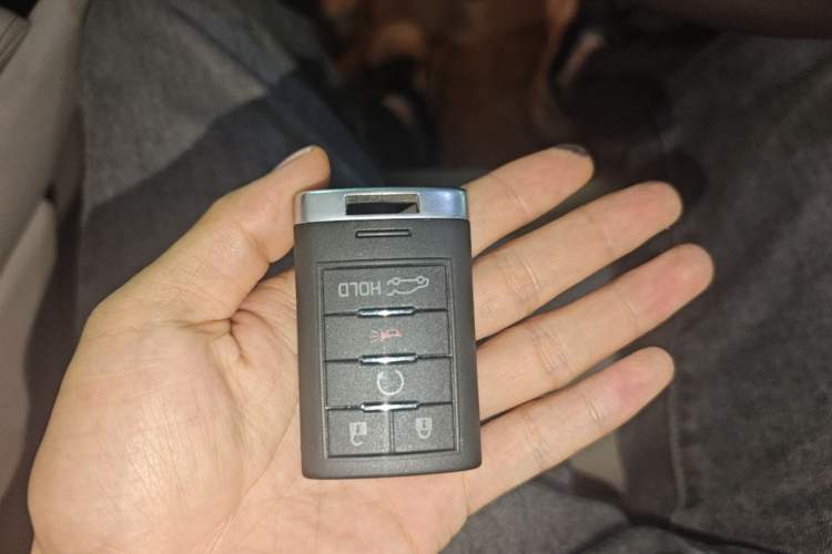 Used Cadillac XTS 2013 28T Luxury Model Vehicle Key