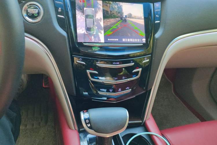 Used Cadillac XTS 2014 28T Comfort Version Audio And AC Panel